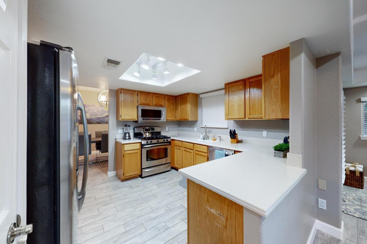 Luxe Lakewood